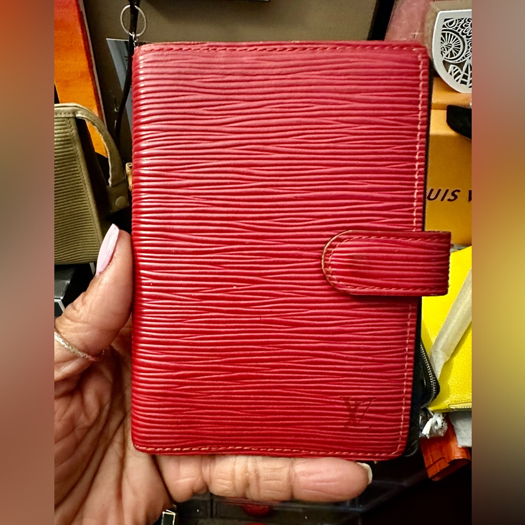 Vintage Louis Vuitton Agenda Pm In Epi Leather